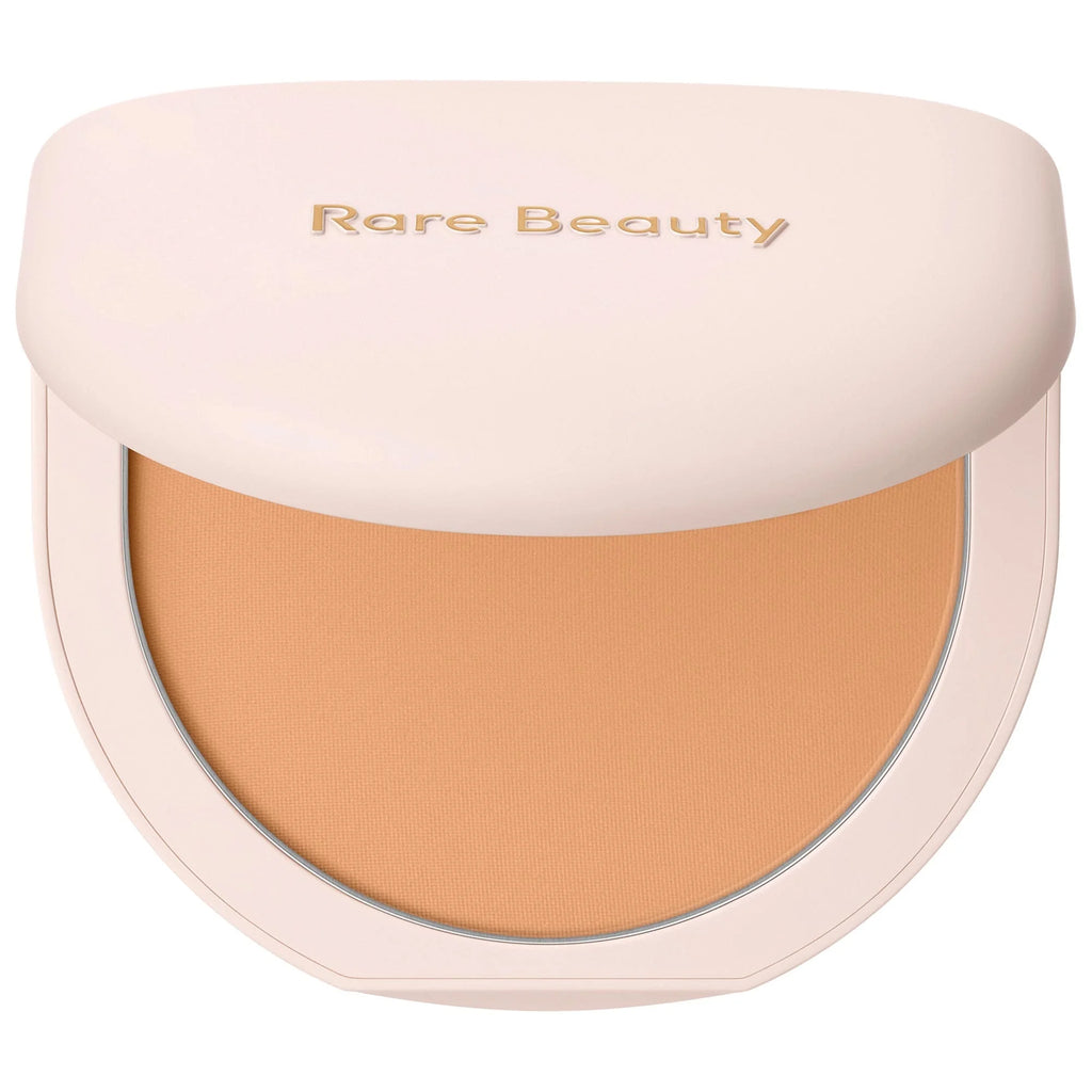Poudre de finition teintée Rare Beauty True To Myself, estompe instantanément, lisse, réduit le brillant et fixe le maquillage avec un fini naturel