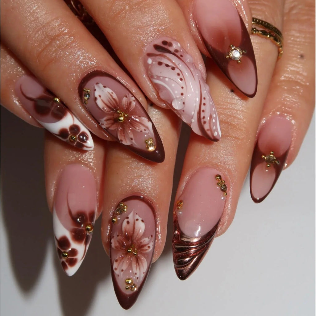 Faux ongles 3D pour femmes et filles, dégradé de fleurs en relief marron bleu avec strass, pointes d'amande d'automne et d'hiver à pression sur les faux ongles