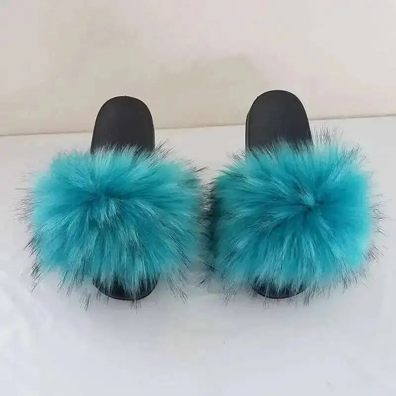 Chaussons d’été pour femme, mules fourrées d’intérieur. Tongs plates en peluche, sandales confortables et moelleuses pour femme, chaussures d’intérieur décontractées et douces pour la maison.