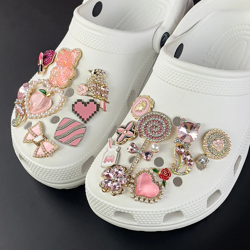 1 pièce de breloque de chaussure en métal – Décoration de luxe pour chaussures, design rose avec motifs d’oiseau, ours ou renard. Pin décoratif élégant pour femmes et filles.