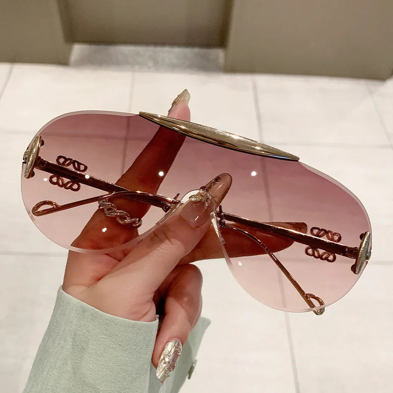 Coupe sans monture surdimensionné une pièce bouclier lunettes de soleil pour femmes mode alliage grand cadre dégradé Y2K lunettes de soleil dames nuances
