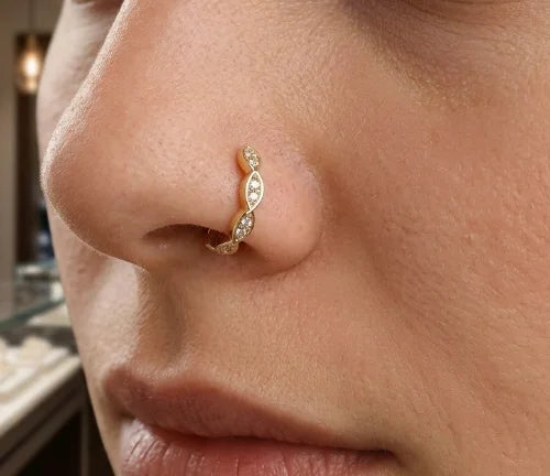 Anneau de nez incurvé plaqué or avec zircon incrusté, bijou de piercing minimaliste et élégant pour femme, accessoire de mode quotidien