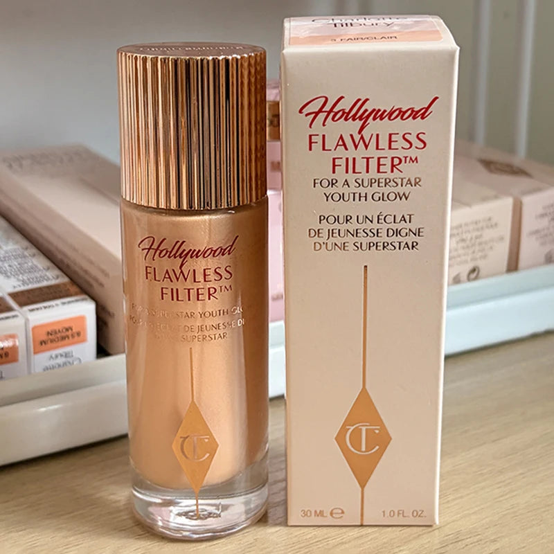 Vente flash – Charlotte Tilbury Hollywood Flawless Filter : fond de teint illuminateur liquide pour le teint.