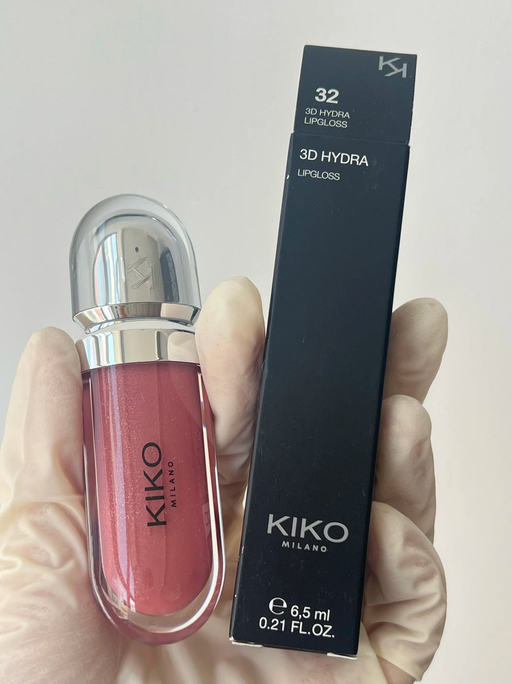 KIKO 3D Liquid Lip Glaze – Gloss à Lèvres Transparent Effet Miroir

Gloss à lèvres liquide transparent offrant un effet miroir ultra-brillant pour des lèvres visiblement plus pulpeuses et lumineuses.