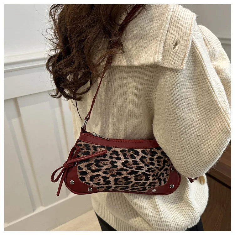Nouveau sac sous le bras tendance, sac à bandoulière pour femmes, sac à main avec double nœud doux, sac pour dames, style rétro, sac à épaule féminin à motif léopard.