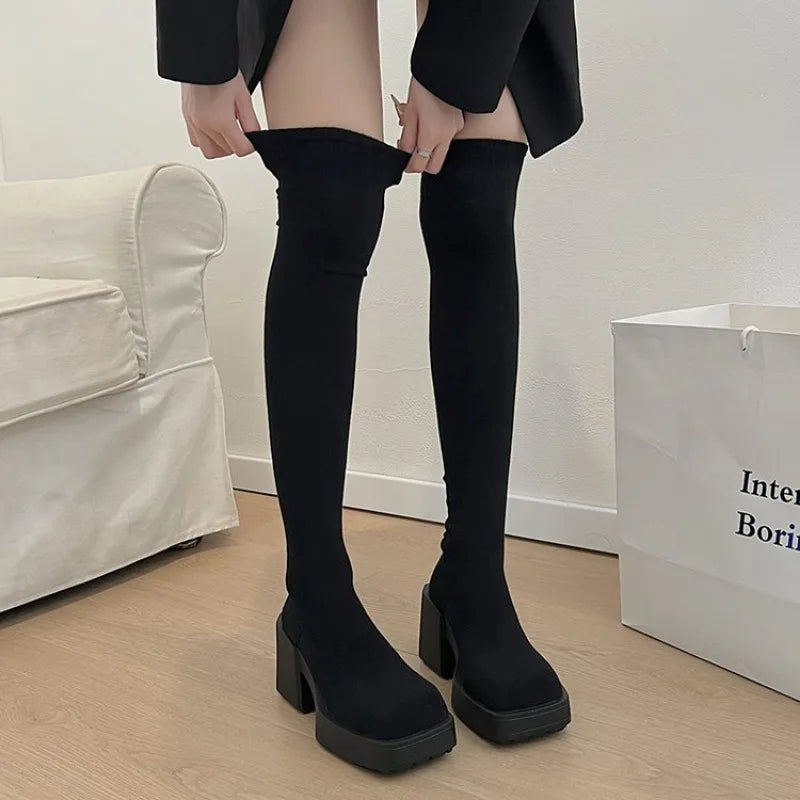 Bottes chaussettes au-dessus du genou pour femme, tailles 35 à 40. Modèle d’hiver en maille extensible, avec talons épais et plateforme. Bottes longues à enfiler, confortables et tendance pour femme.