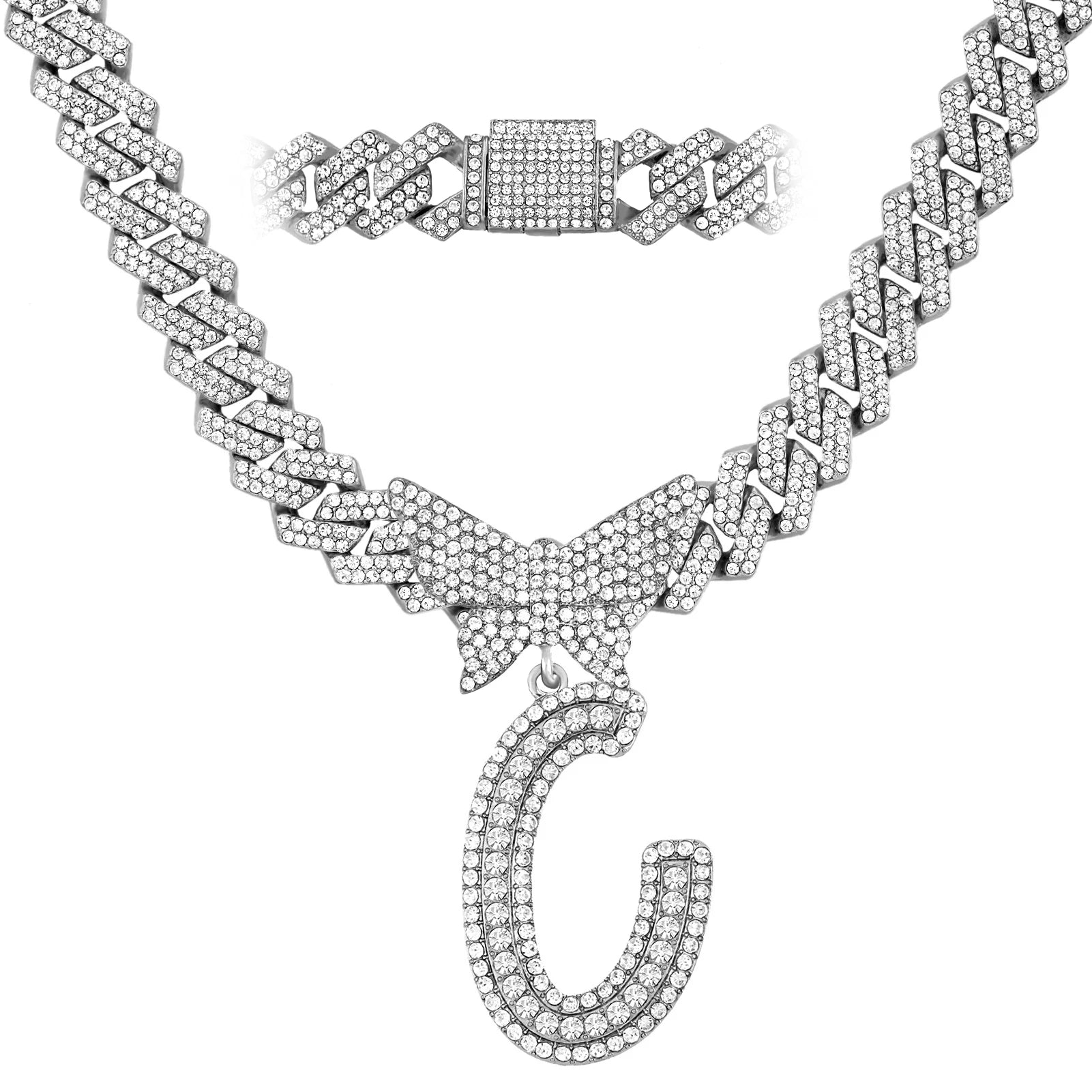 Collier chaîne cubaine 14 mm pour hommes et femmes, avec pendentif papillon en cristal et initiales, lettres cursives style “iced out”, bijou de style rappeur, nouveau bijou de mode.