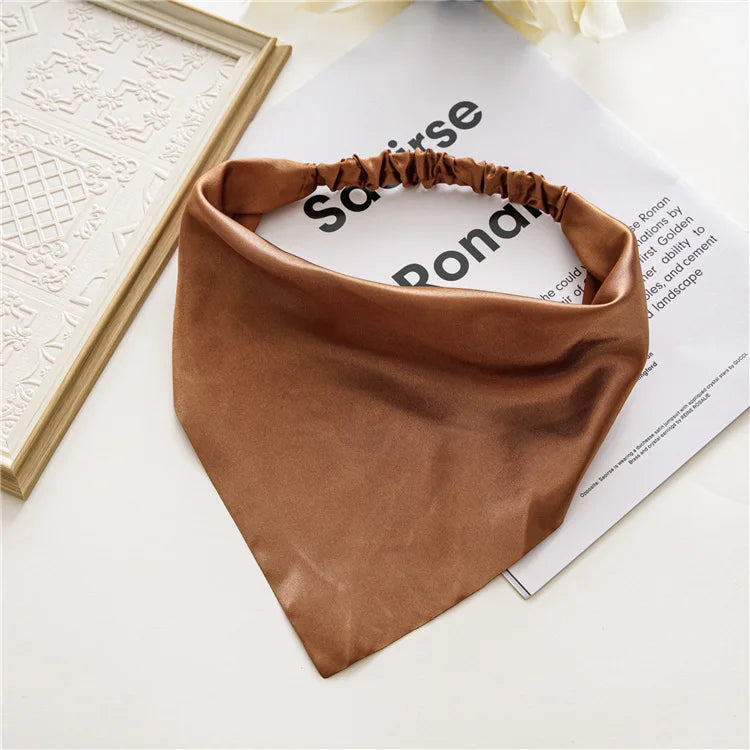 Été femmes couleur unie foulard de cheveux Vintage Triangle Bandanas Satin élastique bandeaux enfants fille bandeaux cheveux accessoires