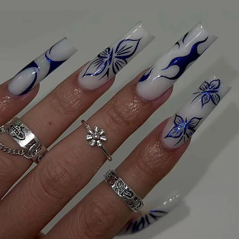 24 pièces – faux ongles longs carrés style français, design cœur 3D, ongles press-on avec strass, motif décoratif, faux ongles portables pour nail art