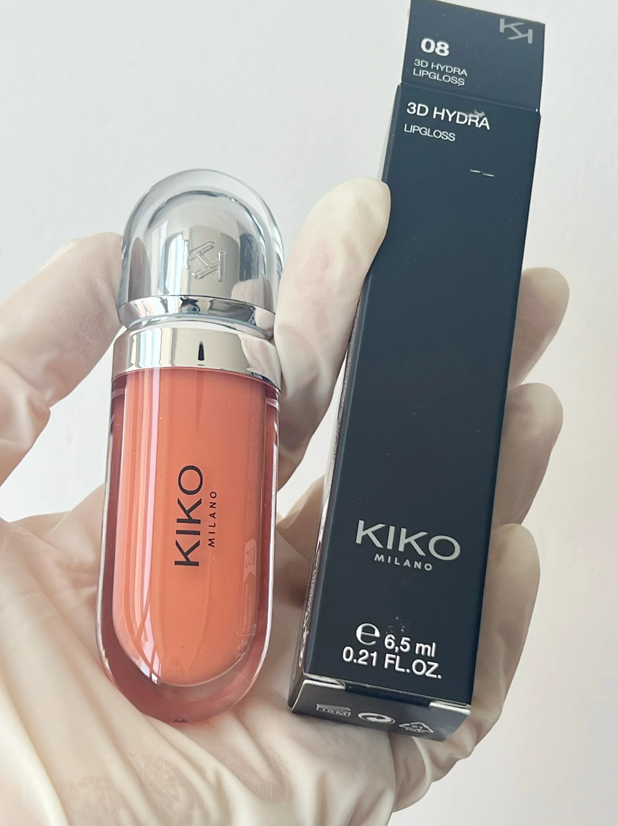 KIKO 3D Liquid Lip Glaze – Gloss à Lèvres Transparent Effet Miroir

Gloss à lèvres liquide transparent offrant un effet miroir ultra-brillant pour des lèvres visiblement plus pulpeuses et lumineuses.