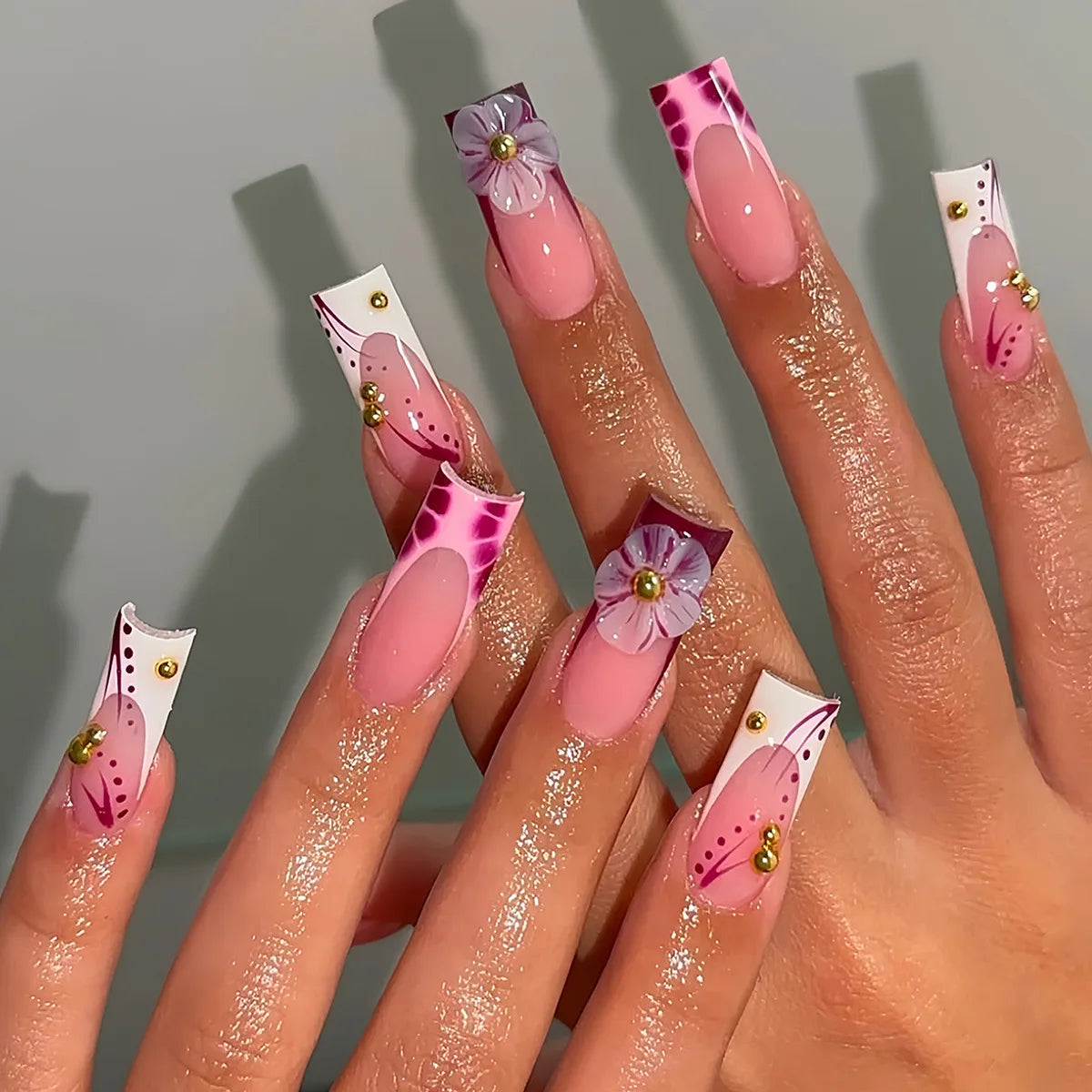 24 faux ongles longs carrés à presser, motif léopard, design cerise 3D, strass, couvrance totale, prêts à poser