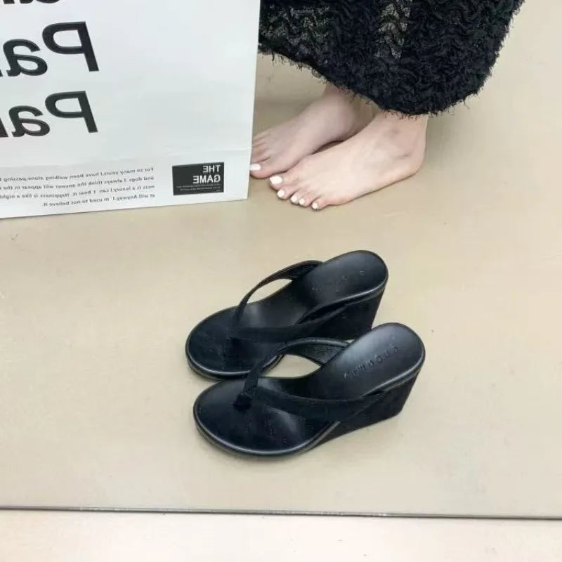 Pantoufles à talons compensés pour femmes, chaussures d'été confortables, Style de rue en plein air, tongs coulissantes Sexy imprimées léopard