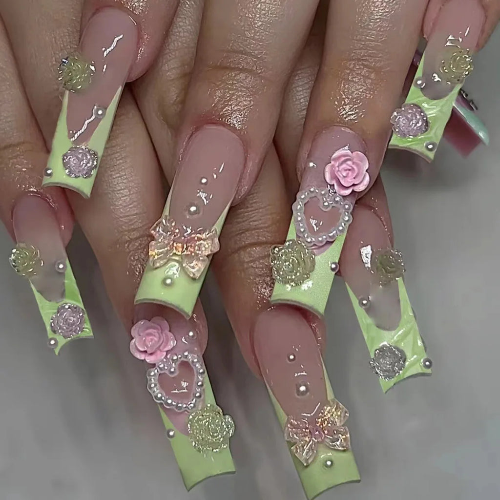 24 pièces – faux ongles longs carrés style français, design cœur 3D, ongles press-on avec strass, motif décoratif, faux ongles portables pour nail art