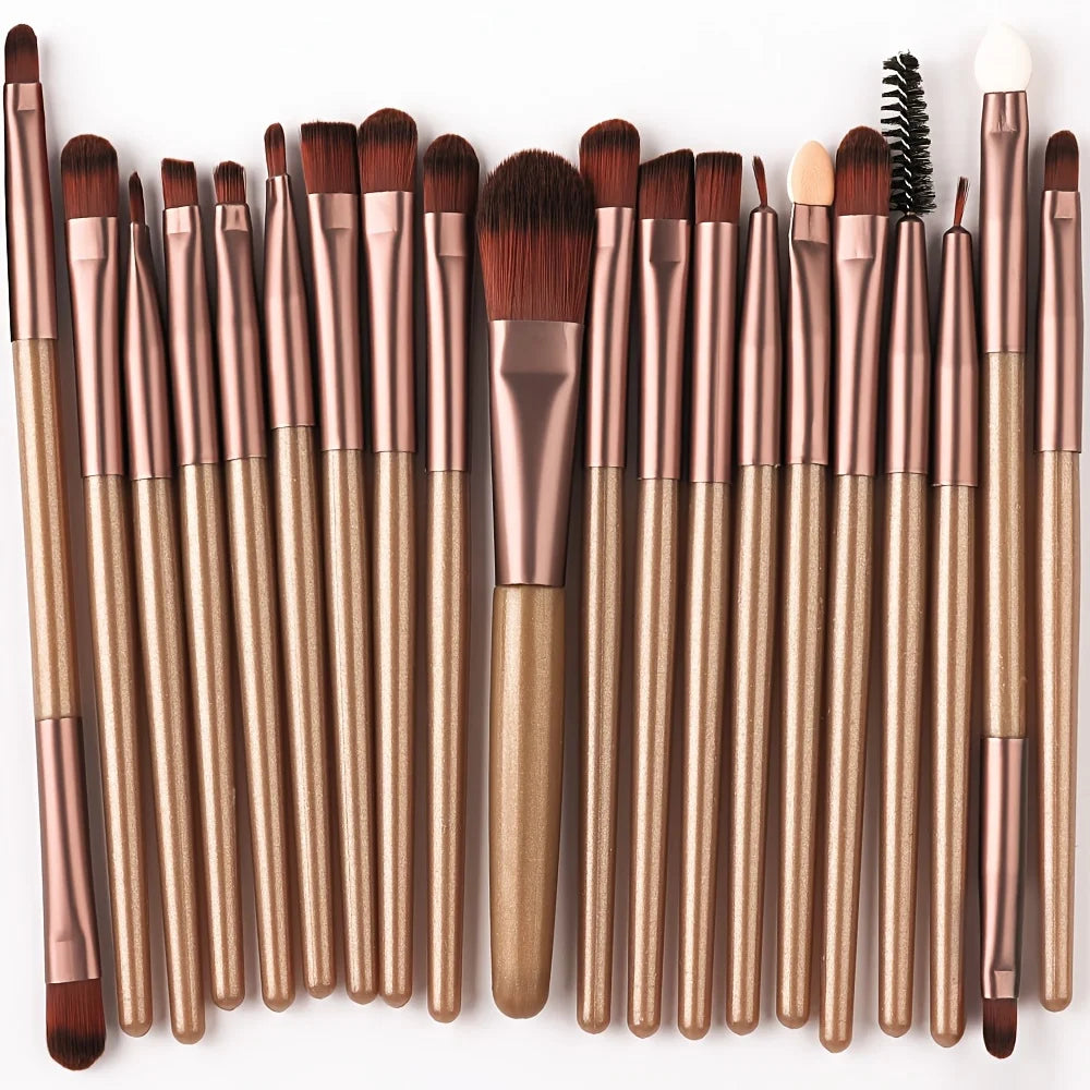 Ensemble de pinceaux de maquillage 20 pièces Kit de pinceaux doux et moelleux pour les yeux Ombre à paupières Fond de teint Poudre Enlumineur Mélange Outil de beauté Débutants