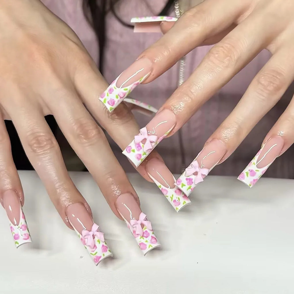 24 pièces – faux ongles longs carrés style français, design cœur 3D, ongles press-on avec strass, motif décoratif, faux ongles portables pour nail art