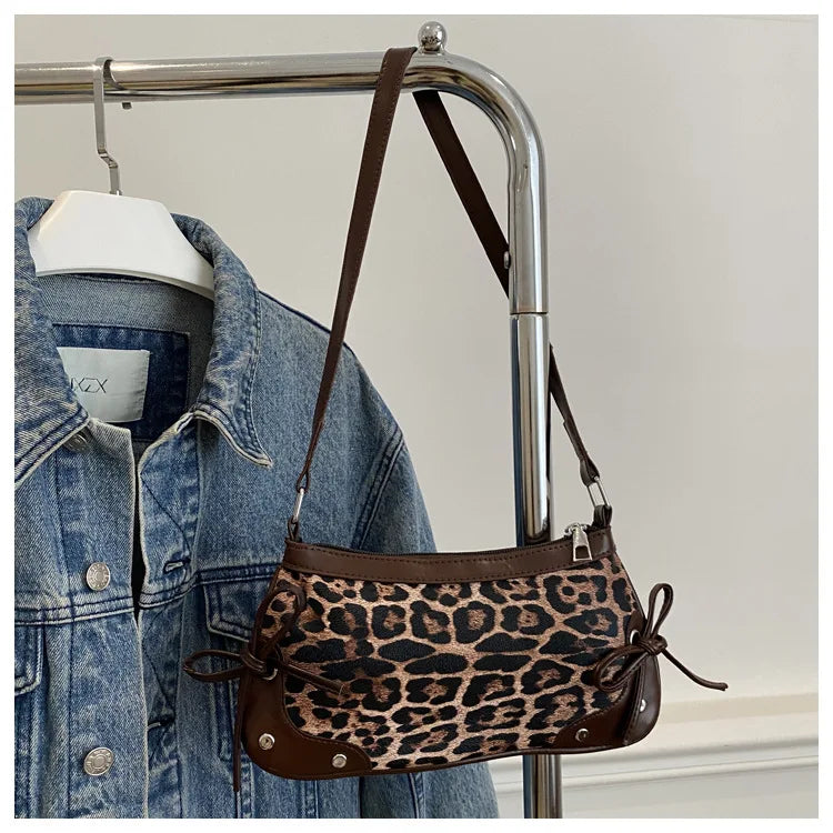 Nouveau sac sous le bras tendance, sac à bandoulière pour femmes, sac à main avec double nœud doux, sac pour dames, style rétro, sac à épaule féminin à motif léopard.
