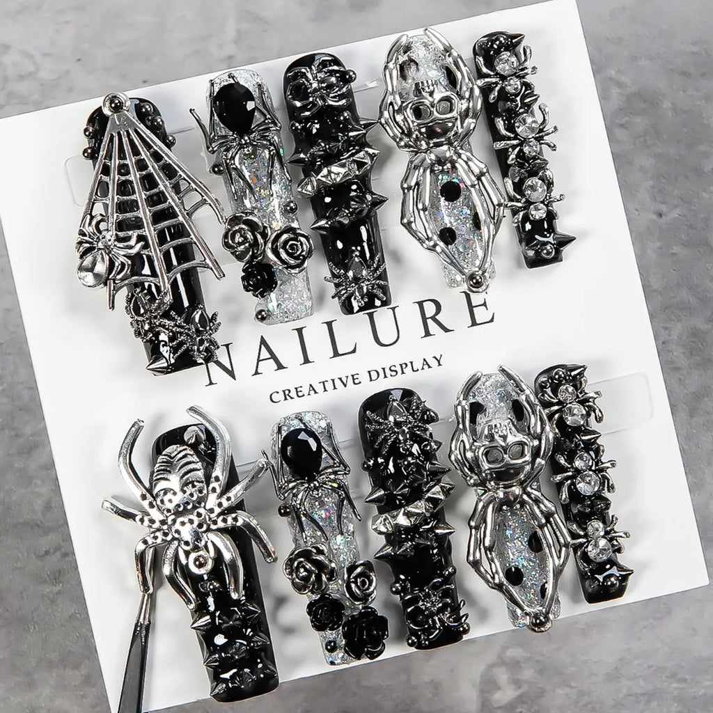 Faux ongles gothiques foncés faits à la main, motif crâne d'araignée, résistants, longs et détachables, style gothique
