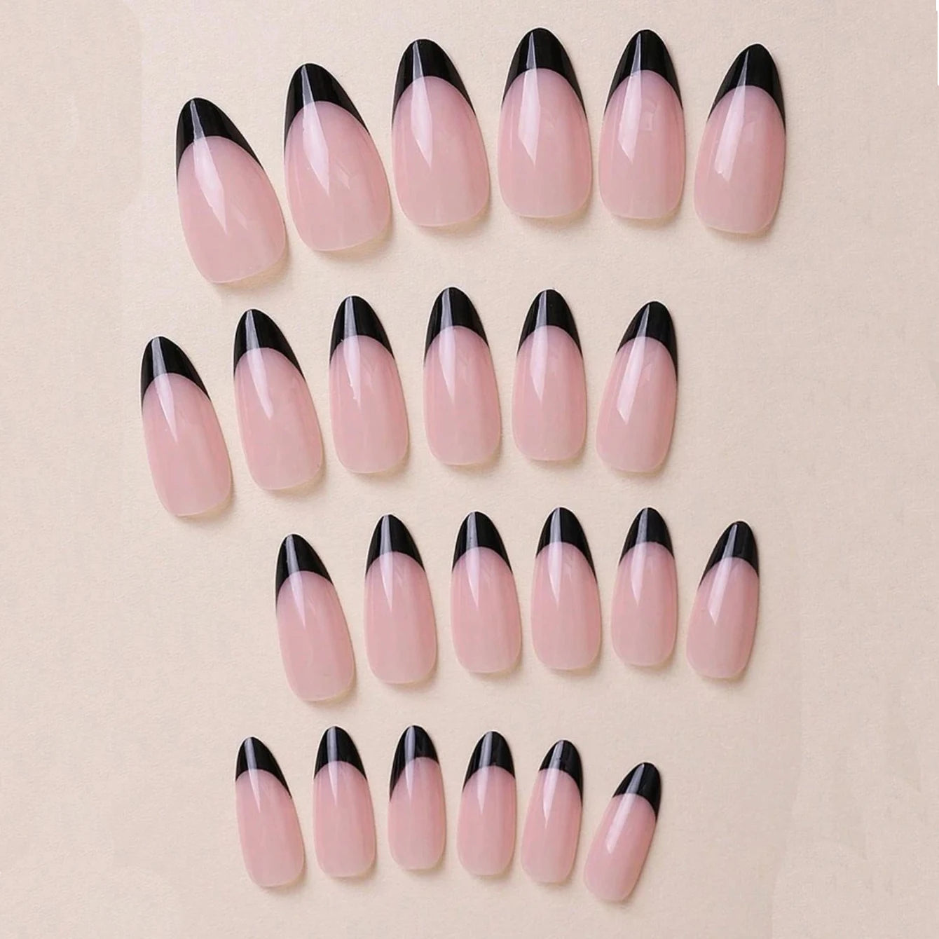 Faux ongles moyens avec pendentif à nœud 3d, 96 pièces, ongles acryliques en forme de cœur, strass, ongles pour femmes entièrement coupés