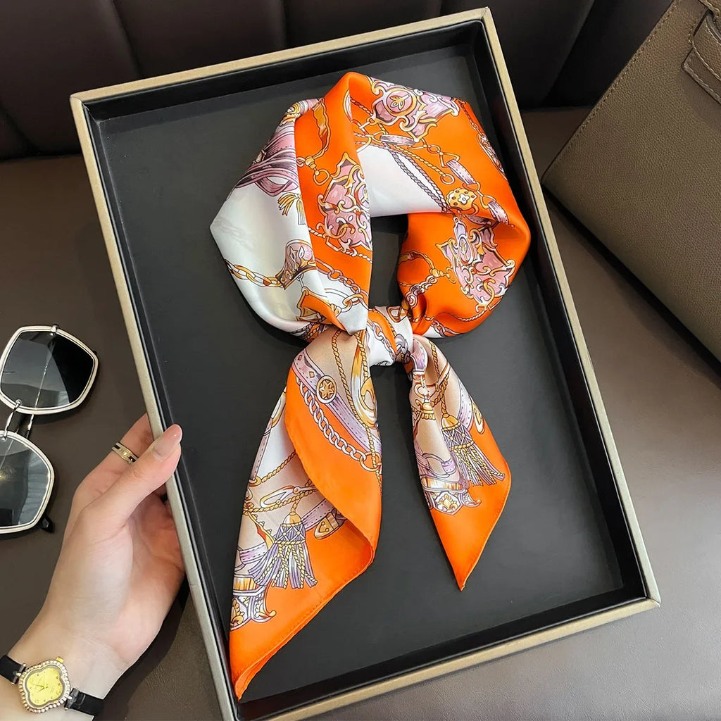 Écharpe Pashmina en soie imprimée pour femmes, châle carré, bandeau décoratif, Design de luxe, Bandana, nouvelle mode 70x70cm, 2026