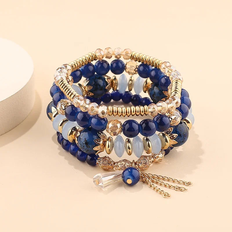 Ensemble de 4 bracelets empilables bohèmes , avec perles en verre, bracelets extensibles à plusieurs rangs avec breloques, bijoux de mode pour femmes.