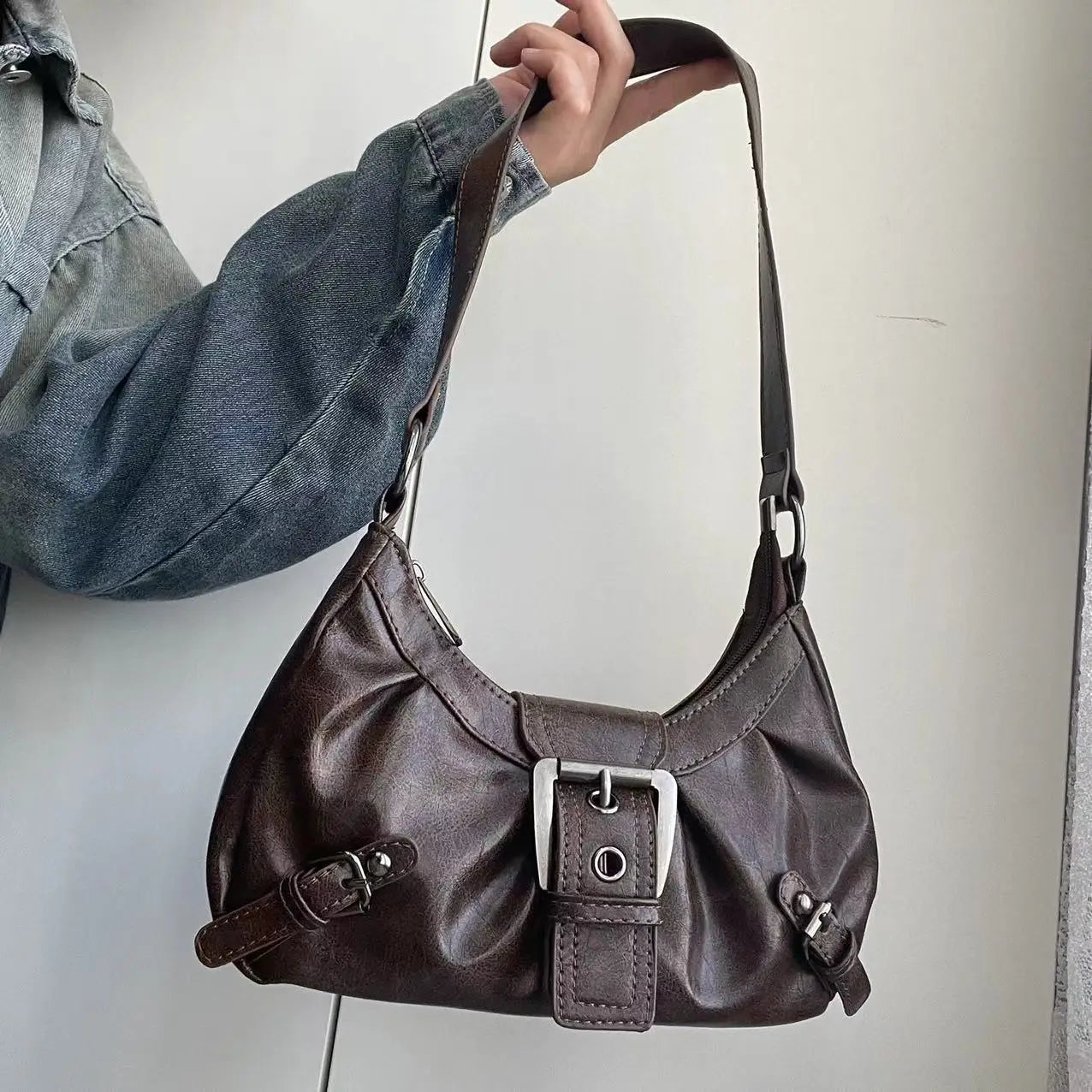 Sac à bandoulière en cuir vintage style Maillard rétro, petit sac tendance Y2K style Wasteland pour femme, collection Printemps 2026