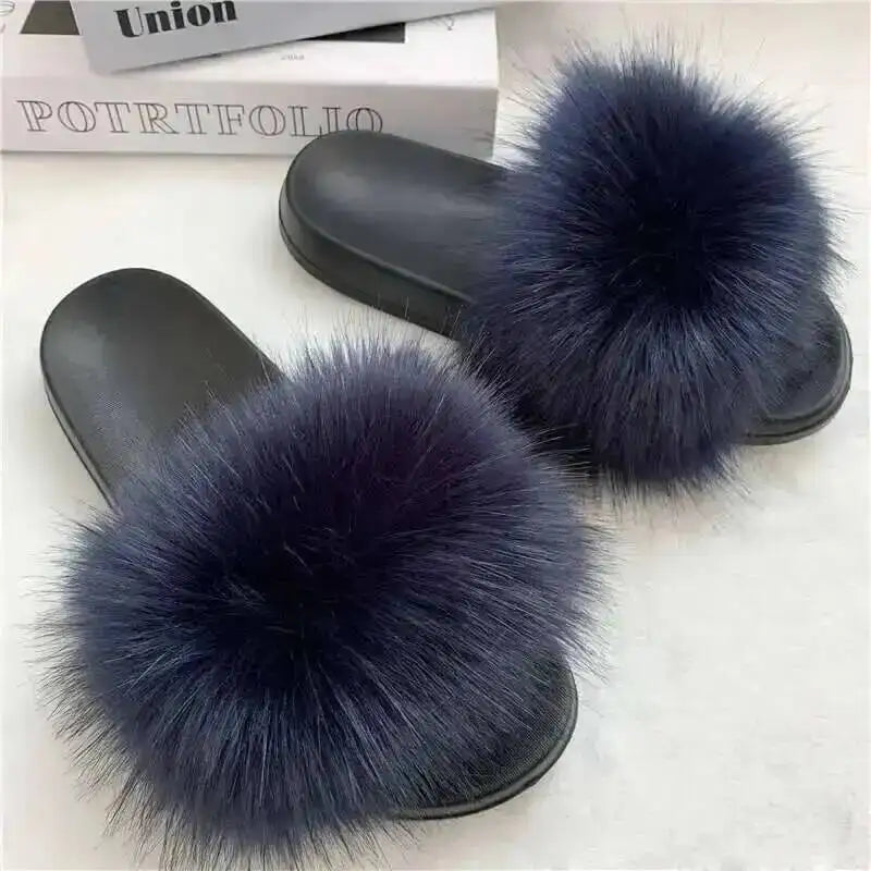 Chaussons d’été pour femme, mules fourrées d’intérieur. Tongs plates en peluche, sandales confortables et moelleuses pour femme, chaussures d’intérieur décontractées et douces pour la maison.