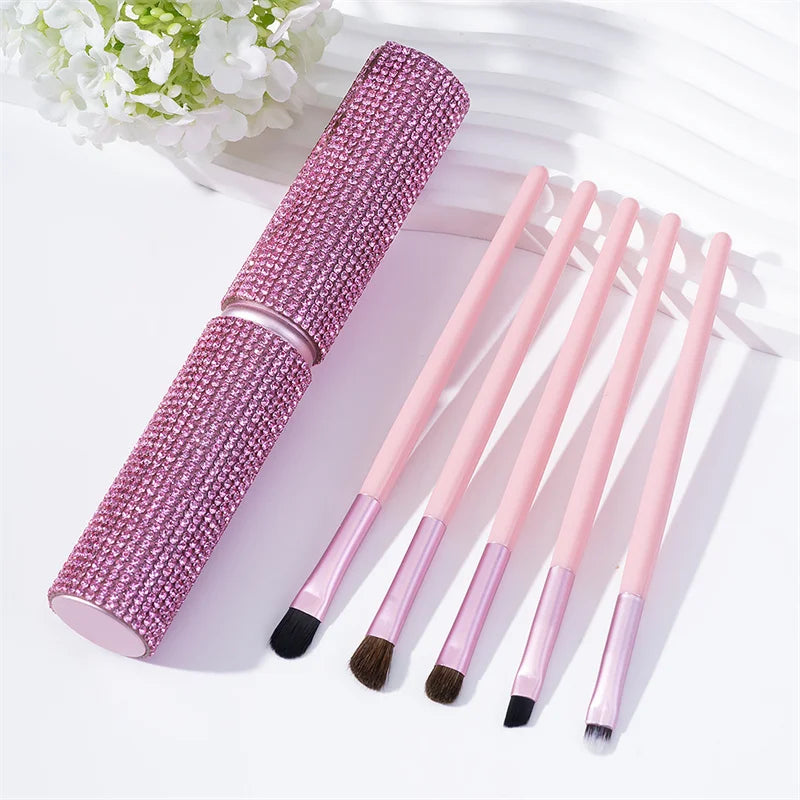 Ensemble de 5 pinceaux de maquillage pour les yeux avec étui de rangement en strass, pinceaux professionnels synthétiques pour estomper les fards à paupières, l'eye-liner et les sourcils