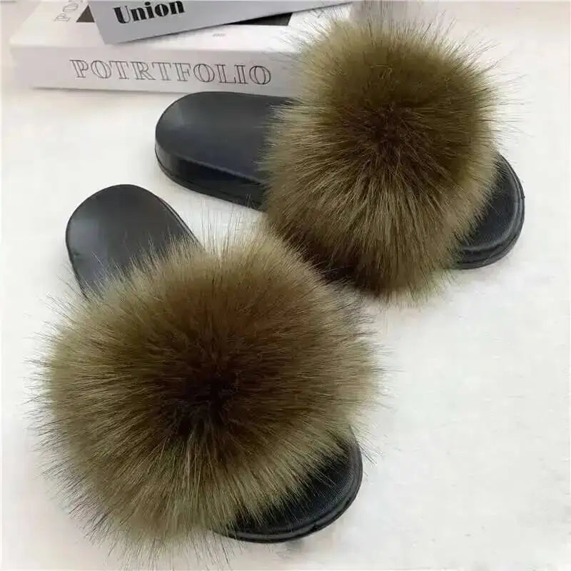 Chaussons d’été pour femme, mules fourrées d’intérieur. Tongs plates en peluche, sandales confortables et moelleuses pour femme, chaussures d’intérieur décontractées et douces pour la maison.