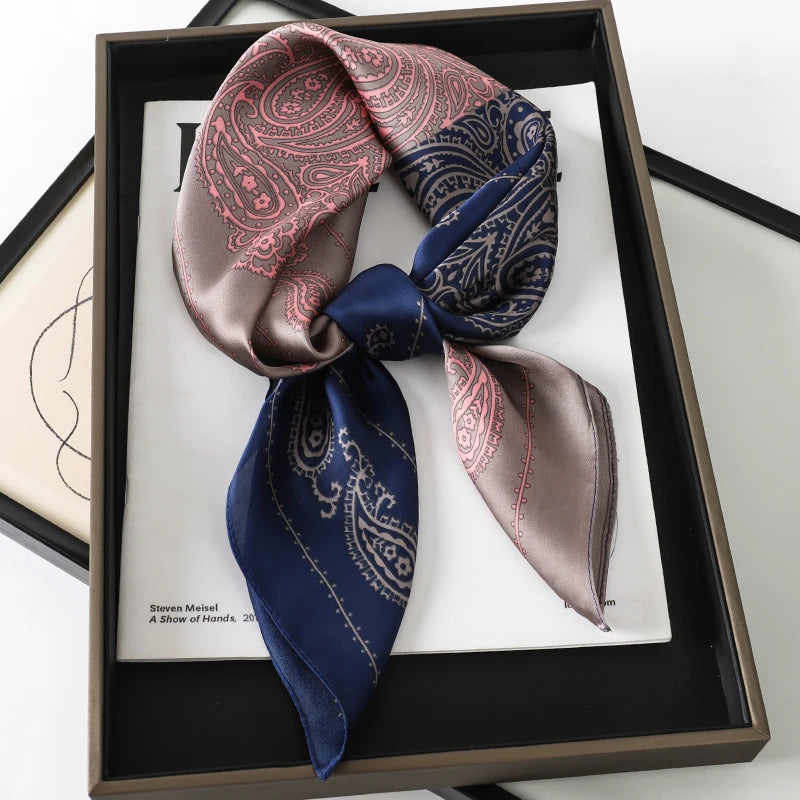 Écharpe Pashmina en soie imprimée pour femmes, châle carré, bandeau décoratif, Design de luxe, Bandana, nouvelle mode 70x70cm, 2026