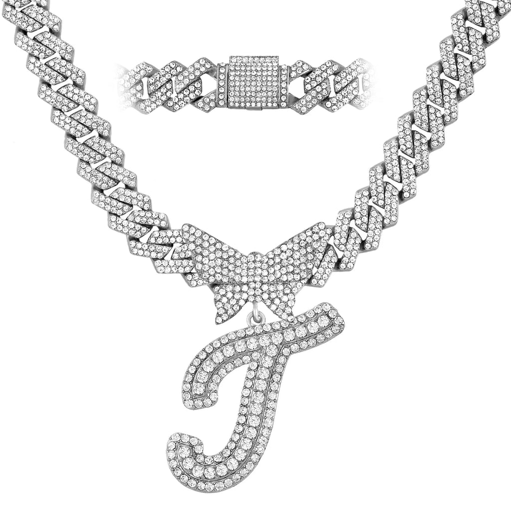 Collier chaîne cubaine 14 mm pour hommes et femmes, avec pendentif papillon en cristal et initiales, lettres cursives style “iced out”, bijou de style rappeur, nouveau bijou de mode.