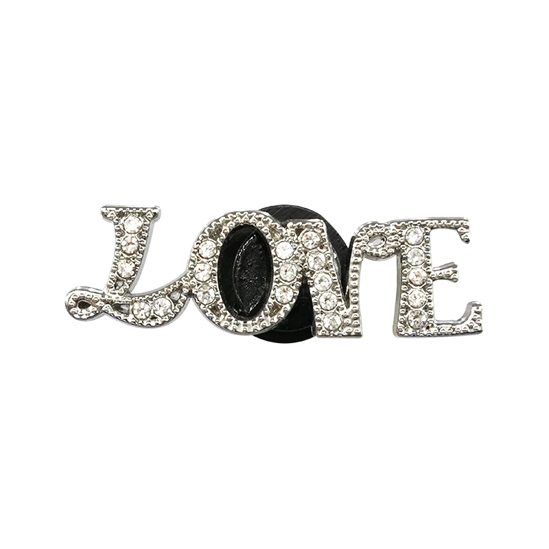 1 / 18 pièces de breloques en métal – Charms de style mode pour femmes et filles, design argenté. Motifs variés incluant parfum, cœur, fleurs et strass. Accessoires décoratifs pour chaussures, permettant de personnaliser et embellir vos sandales ou sabots