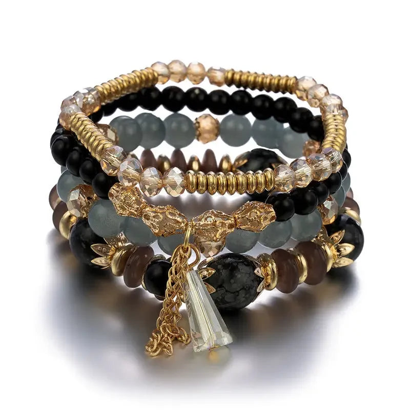 Ensemble de 4 bracelets empilables bohèmes , avec perles en verre, bracelets extensibles à plusieurs rangs avec breloques, bijoux de mode pour femmes.