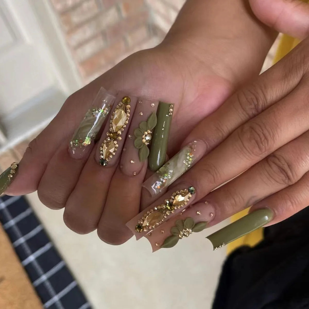 24 pièces – faux ongles longs carrés style français, design cœur 3D, ongles press-on avec strass, motif décoratif, faux ongles portables pour nail art