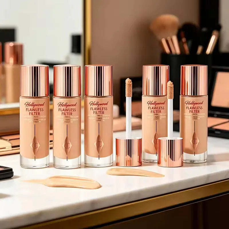 Vente flash – Charlotte Tilbury Hollywood Flawless Filter : fond de teint illuminateur liquide pour le teint.