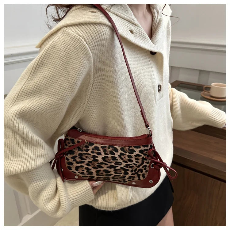Nouveau sac sous le bras tendance, sac à bandoulière pour femmes, sac à main avec double nœud doux, sac pour dames, style rétro, sac à épaule féminin à motif léopard.