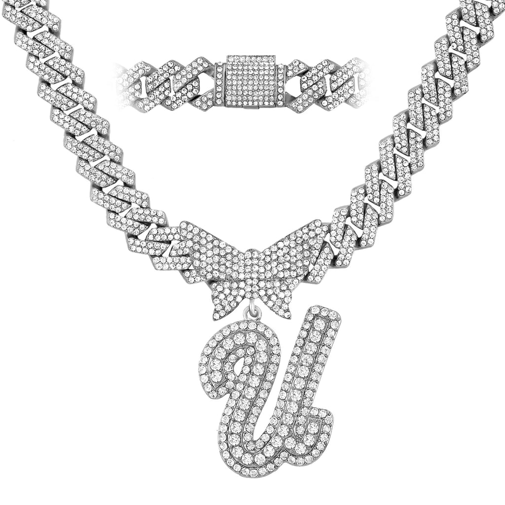 Collier chaîne cubaine 14 mm pour hommes et femmes, avec pendentif papillon en cristal et initiales, lettres cursives style “iced out”, bijou de style rappeur, nouveau bijou de mode.