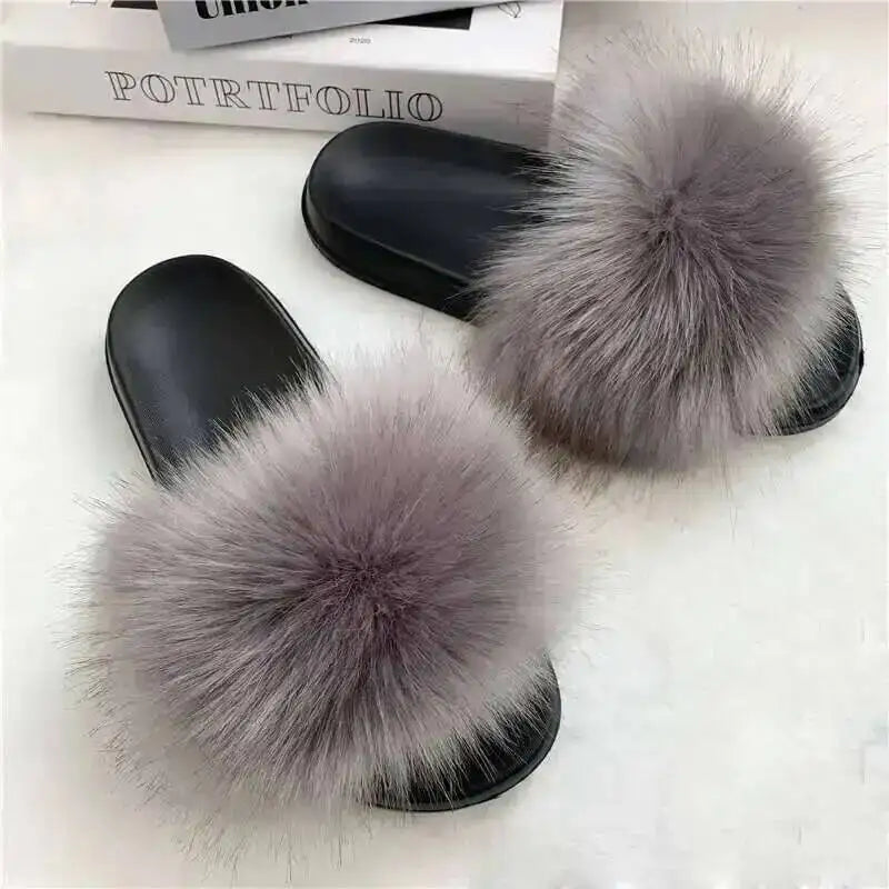 Chaussons d’été pour femme, mules fourrées d’intérieur. Tongs plates en peluche, sandales confortables et moelleuses pour femme, chaussures d’intérieur décontractées et douces pour la maison.