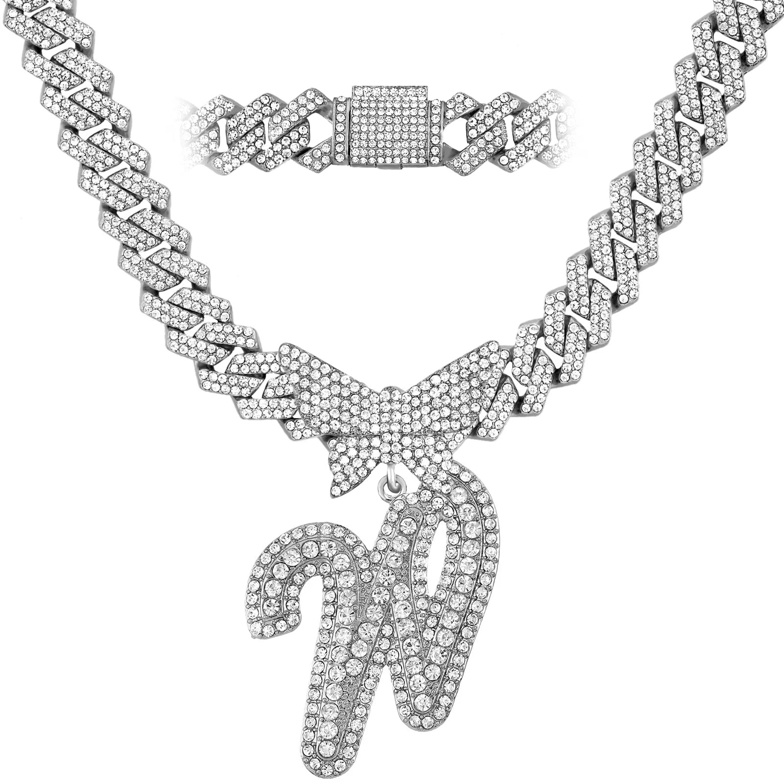 Collier chaîne cubaine 14 mm pour hommes et femmes, avec pendentif papillon en cristal et initiales, lettres cursives style “iced out”, bijou de style rappeur, nouveau bijou de mode.