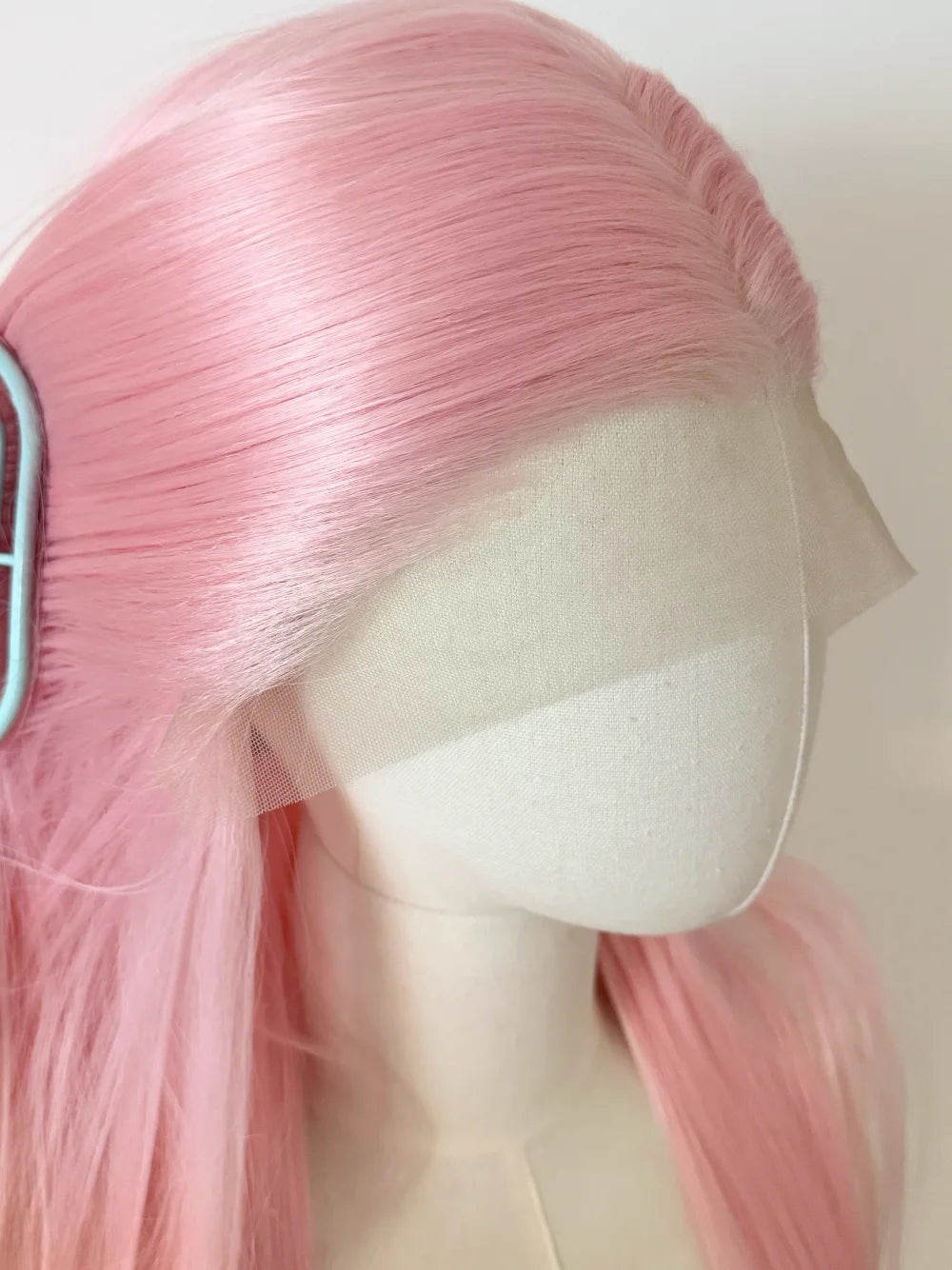 Perruque rose clair pour femme – Lace front 13x4, 26 pouces, longue et lisse, perruque synthétique en fibre douce naturelle résistante à la chaleur, idéale pour cosplay