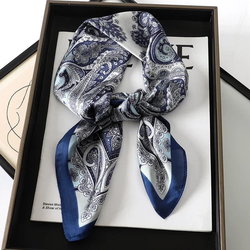 Écharpe Pashmina en soie imprimée pour femmes, châle carré, bandeau décoratif, Design de luxe, Bandana, nouvelle mode 70x70cm, 2026