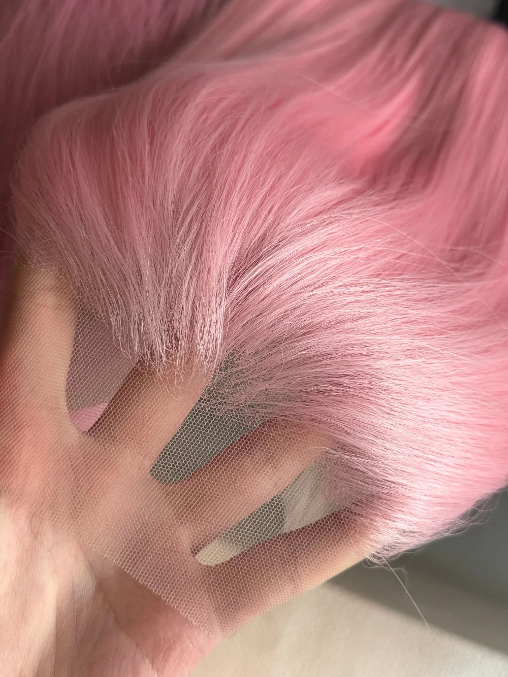 Perruque rose clair pour femme – Lace front 13x4, 26 pouces, longue et lisse, perruque synthétique en fibre douce naturelle résistante à la chaleur, idéale pour cosplay