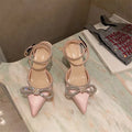 Mode diamant nœud papillon femmes sandales 2026 coréen pointu cristal boucle noir rose soie robe de soirée de mariage dame chaussures à talons hauts