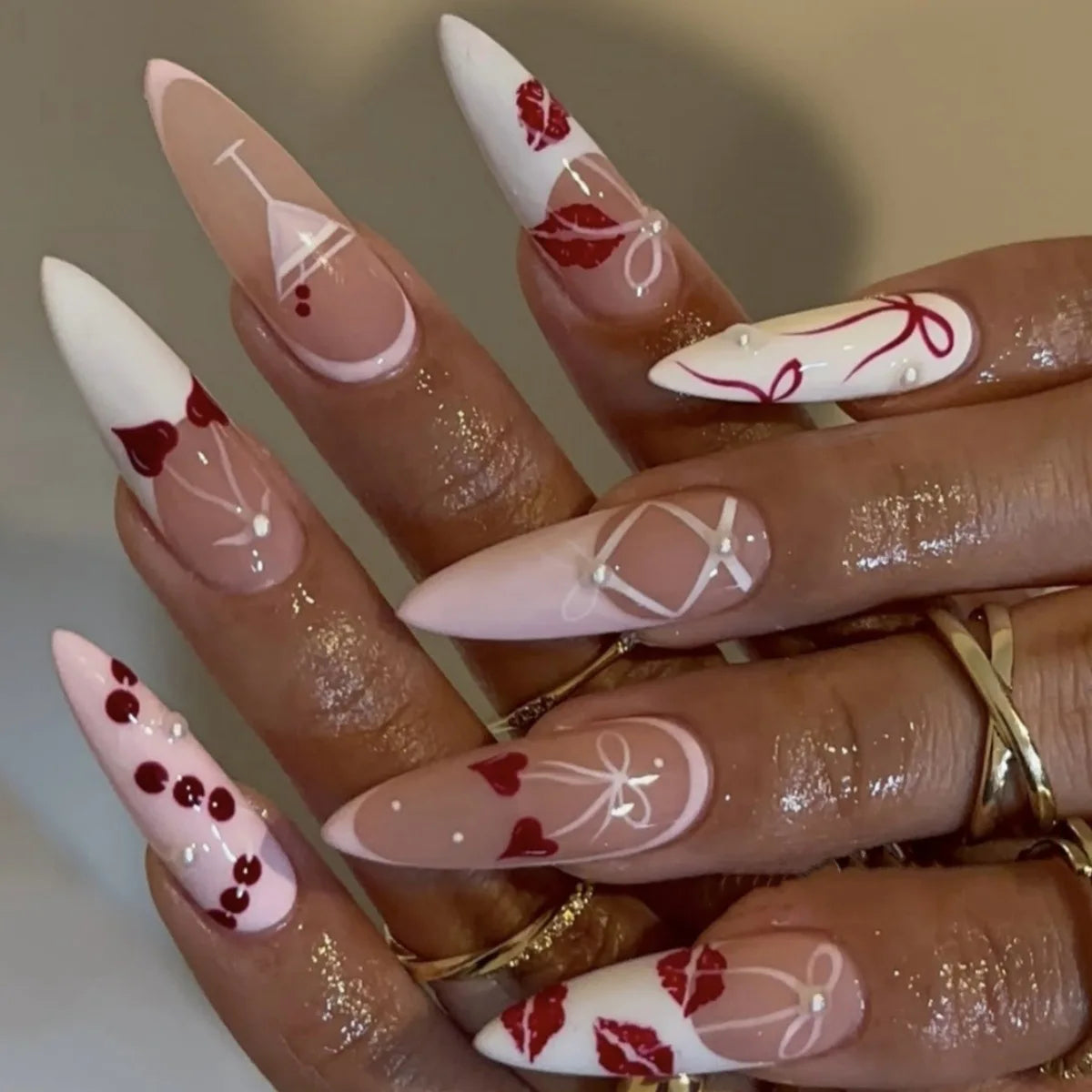 24 pièces arc faux ongles blanc français Long Stiletto faux ongles pointe fleur perle conception amande presse sur ongles acrylique couverture complète ongles