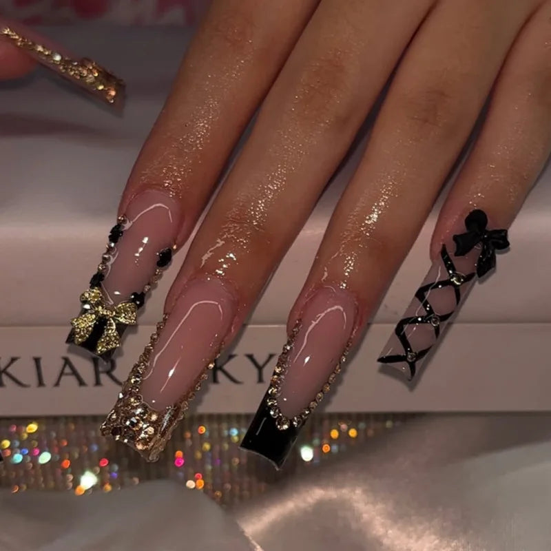 24 pièces – faux ongles longs carrés style français, design cœur 3D, ongles press-on avec strass, motif décoratif, faux ongles portables pour nail art