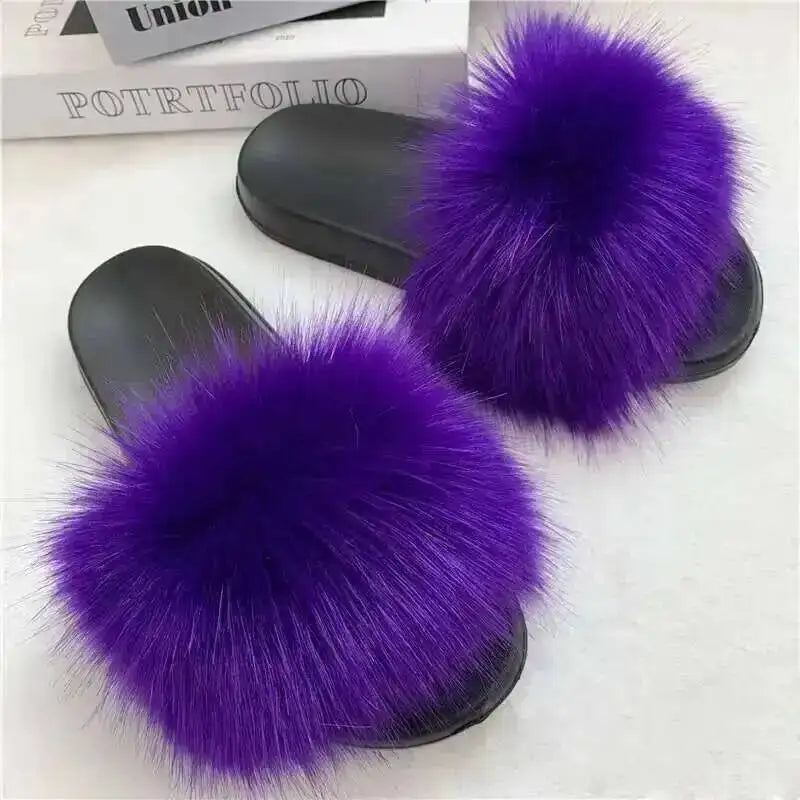 Chaussons d’été pour femme, mules fourrées d’intérieur. Tongs plates en peluche, sandales confortables et moelleuses pour femme, chaussures d’intérieur décontractées et douces pour la maison.