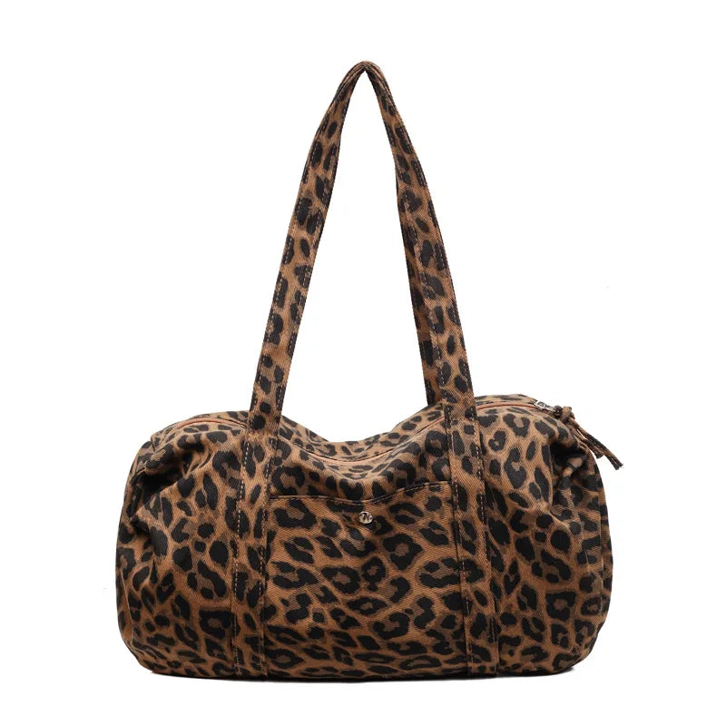 Sac cabas en toile à motif léopard tendance, grande capacité, sac à bandoulière mode avec poignées, idéal pour les trajets quotidiens, sac polyvalent avec texture et rangement.