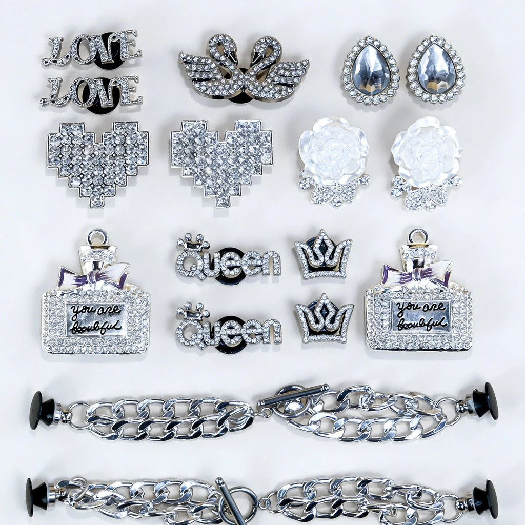 1 / 18 pièces de breloques en métal – Charms de style mode pour femmes et filles, design argenté. Motifs variés incluant parfum, cœur, fleurs et strass. Accessoires décoratifs pour chaussures, permettant de personnaliser et embellir vos sandales ou sabots