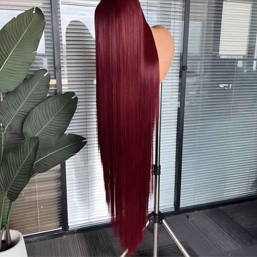 Perruque en cheveux humains raides 99J bordeaux, lace front HD 13x6, wig rouge colorée, pré-épilée, cheveux brésiliens, lace transparente frontale.